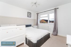 Bedroom- click for photo gallery